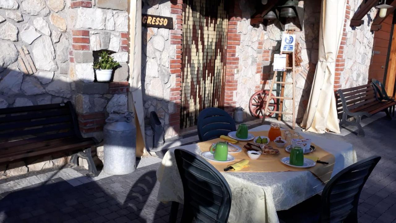 Agriturismo Il Castagneto Supino ภายนอก รูปภาพ